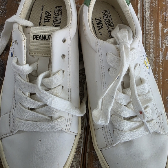 Peanuts Zara Kids White and Green Sneakers Size 32 US Big Kid 13. Littles Size 1 - Picture 4 of 7